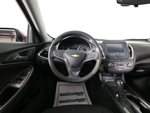 Used 2016 Chevrolet Malibu LT FWD image 28