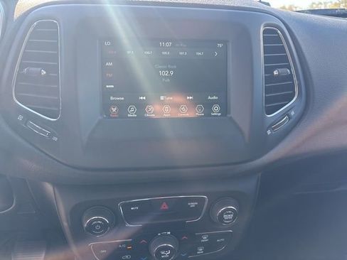 Used 2020 Jeep Compass Latitude w/ Popular Equipment Group image 12