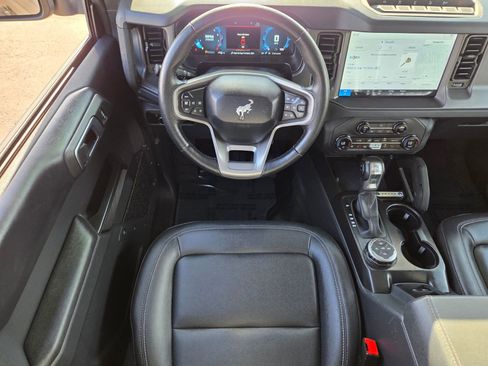 Certified 2025 Ford Bronco Badlands image 12