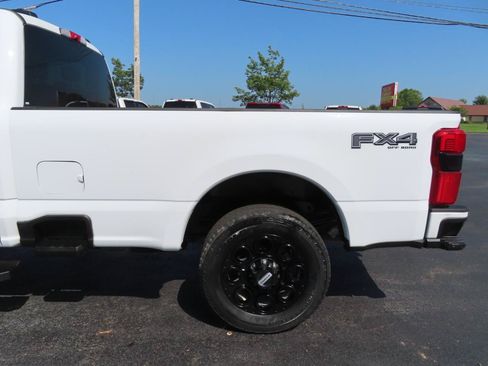 Used 2025 Ford F250 XLT w/ Black Appearance Package AWD/4WD image 14