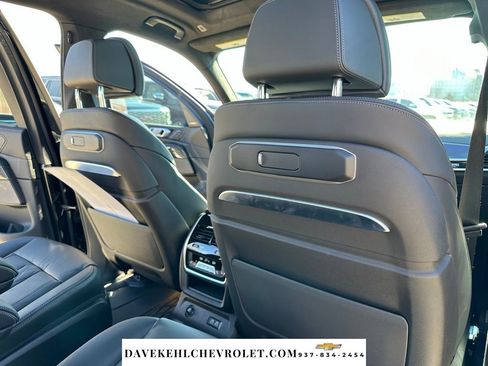 Used 2026 BMW X7 M60i image 28