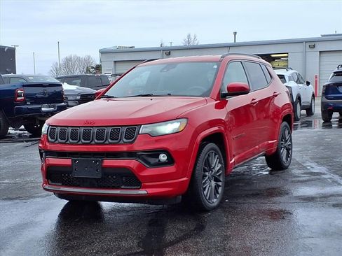 Used 2023 Jeep Compass Limited image 2