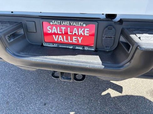 Used 2022 RAM 2500 Tradesman w/ Protection Group image 10