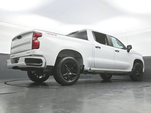Used 2022 Chevrolet Silverado 1500 Custom image 44