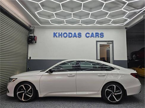 Used 2021 Honda Accord Sport image 1