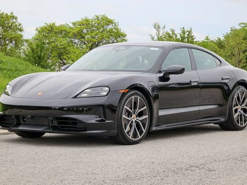 New 2026 Porsche Taycan AWD/4WD image 41