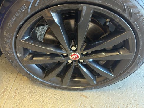 Used 2019 Jaguar E-PACE S AWD/4WD image 35