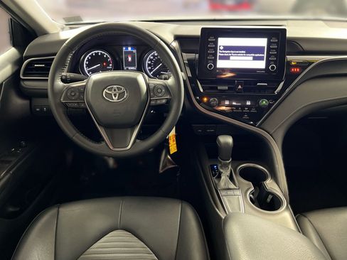 Used 2023 Toyota Camry SE image 23