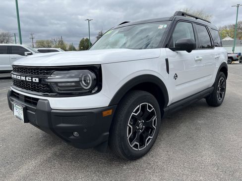 Used 2025 Ford Bronco Sport Outer Banks w/ Outer Banks Tech Package+ AWD/4WD image 10