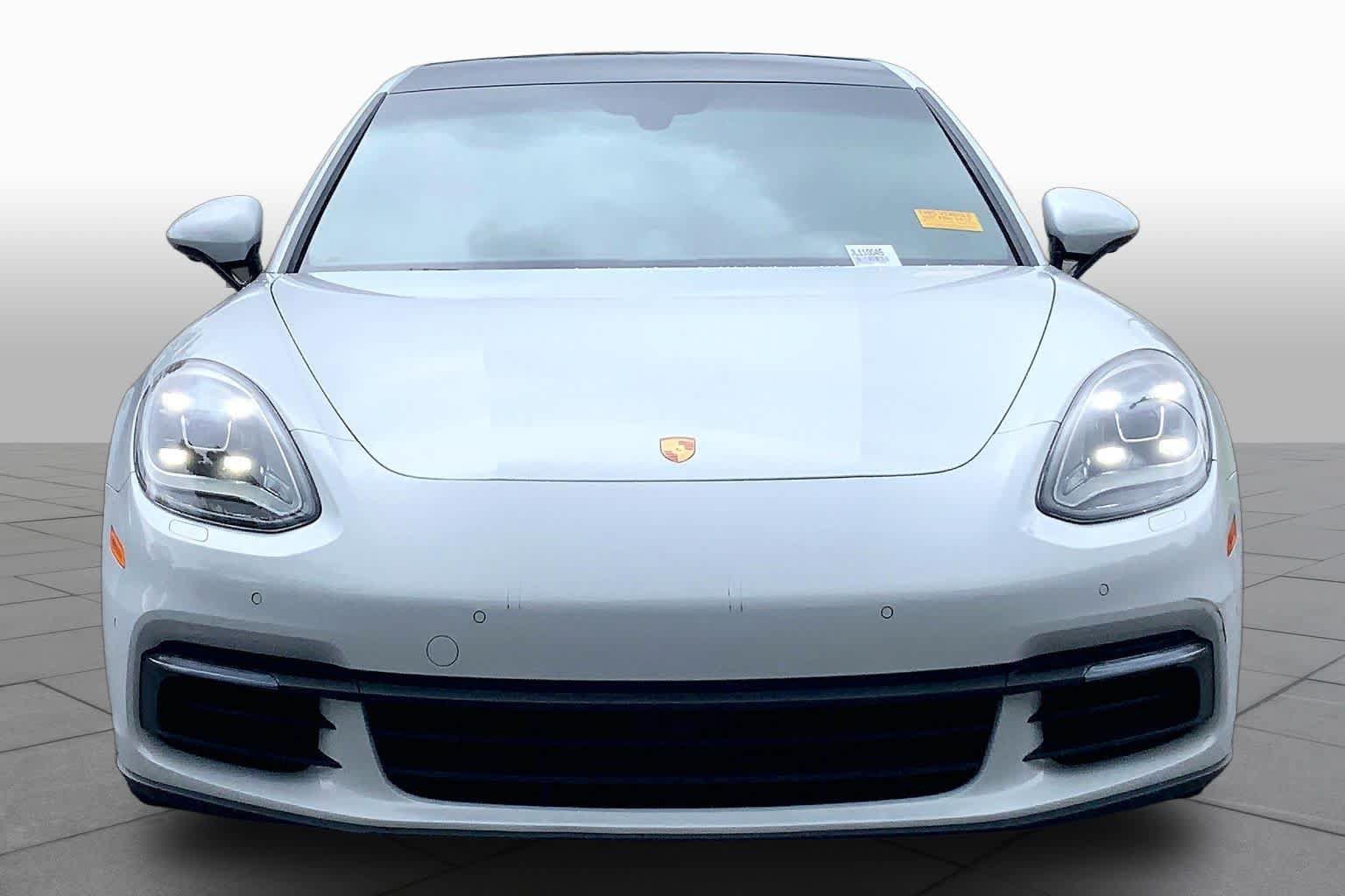 Used 2018 Porsche Panamera 4 AWD/4WD image 4