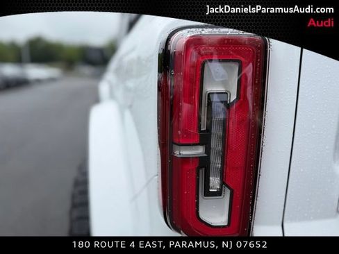 Used 2024 Ford Bronco Outer Banks AWD/4WD image 7