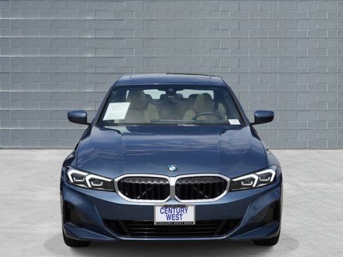 Used 2026 BMW 330i Sedan w/ Premium Package RWD image 2