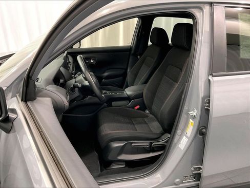 Used 2024 Honda HR-V Sport image 10
