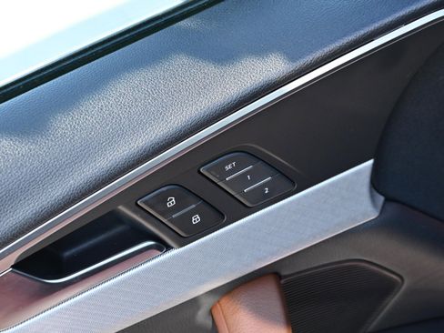 Used 2018 Audi A4 2.0T Premium Plus w/ Premium Plus Package image 29