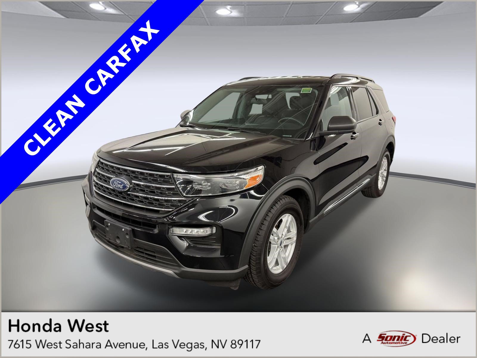 Used 2024 Ford Explorer XLT w/ Equipment Group 202A RWD image 1