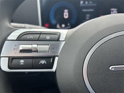 New 2026 Hyundai Tucson SE image 8