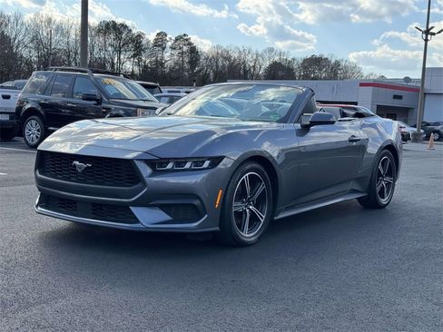 Used 2024 Ford Mustang Premium image 25