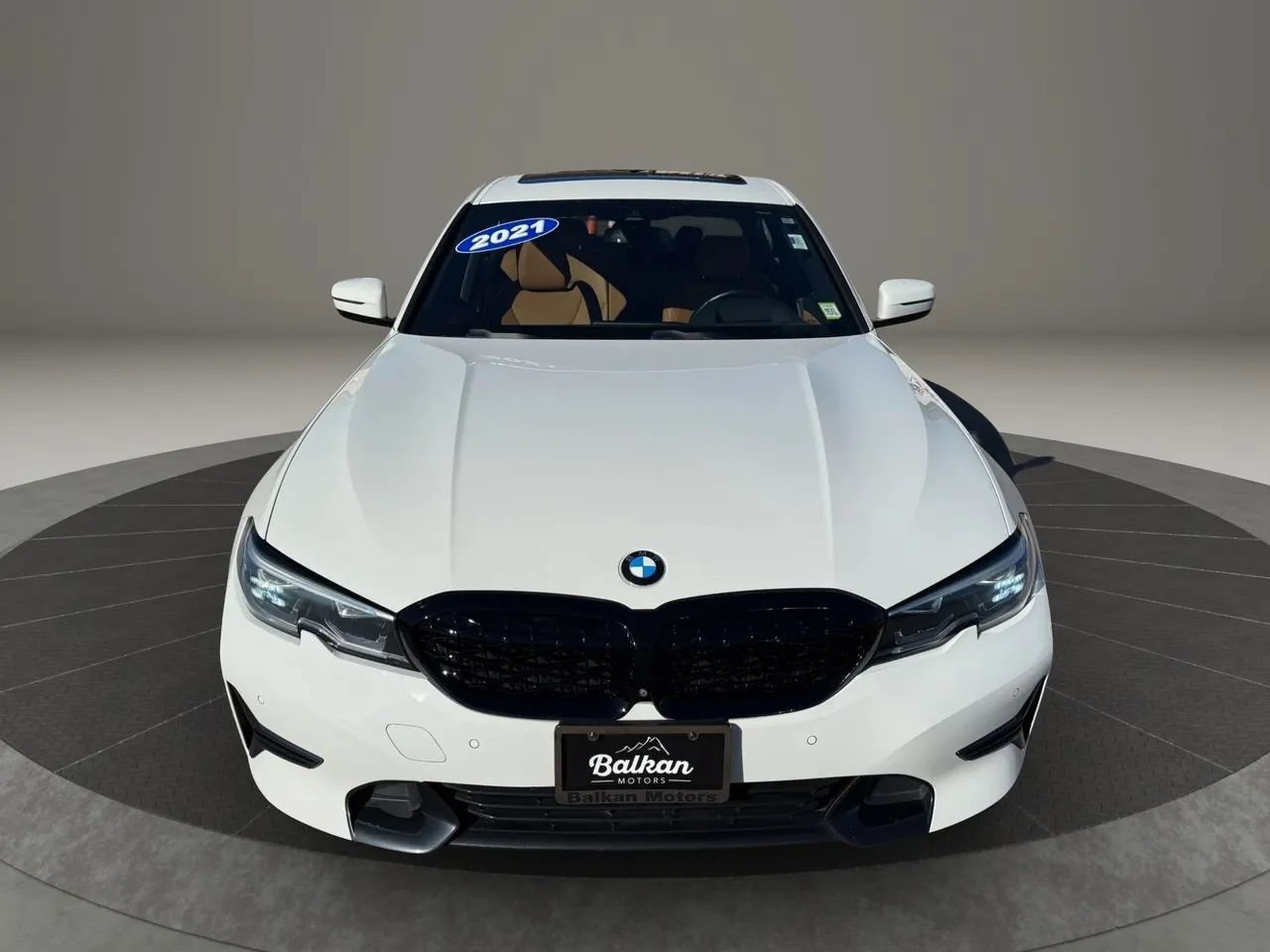 Used 2021 BMW 330i xDrive Sedan AWD/4WD image 14