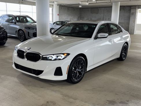 New 2026 BMW 330i Sedan w/ Convenience Package RWD image 3