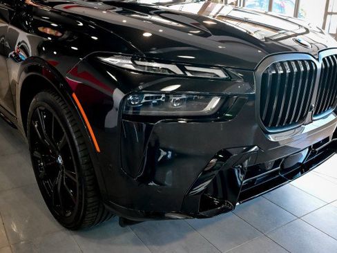 Used 2023 BMW X7 xDrive40i w/ Executive Package image 10
