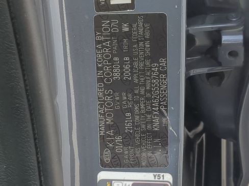 Used 2016 Kia Forte LX w/ LX Popular Plus Package image 35