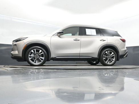 Used 2025 INFINITI QX60 Luxe image 41