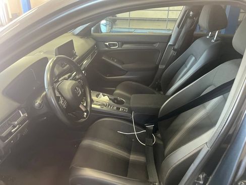 Used 2022 Honda Civic Sport image 4