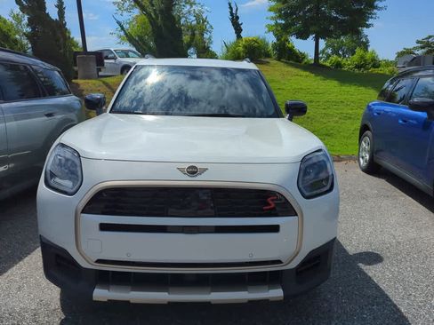 Used 2025 MINI Cooper Countryman S w/ Comfort Package Max AWD/4WD image 2