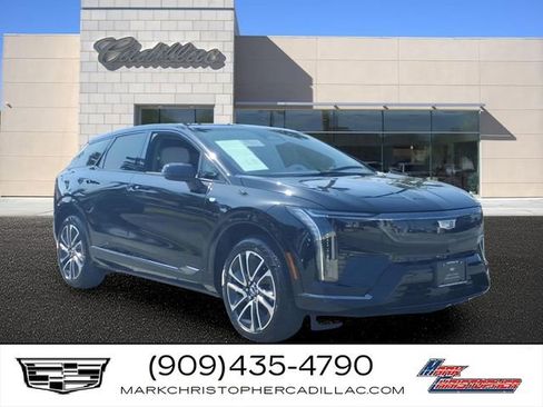 Certified 2026 Cadillac Optiq Sport 1 AWD/4WD image 1