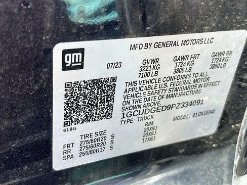 Used 2023 Chevrolet Silverado 1500 LTZ image 32