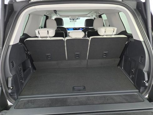 New 2026 Lincoln Navigator Reserve w/ Jet Appearance Package image 18