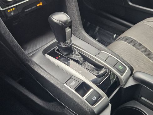 Used 2021 Honda Civic Touring image 21