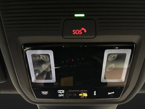 Used 2023 Volkswagen ID.4 Pro image 24