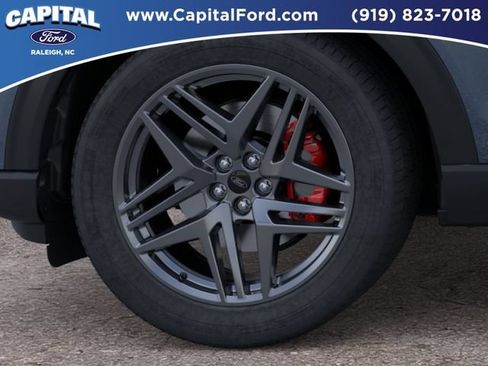 New 2026 Ford Explorer ST-Line w/ ST-Line Street Pack AWD/4WD image 19