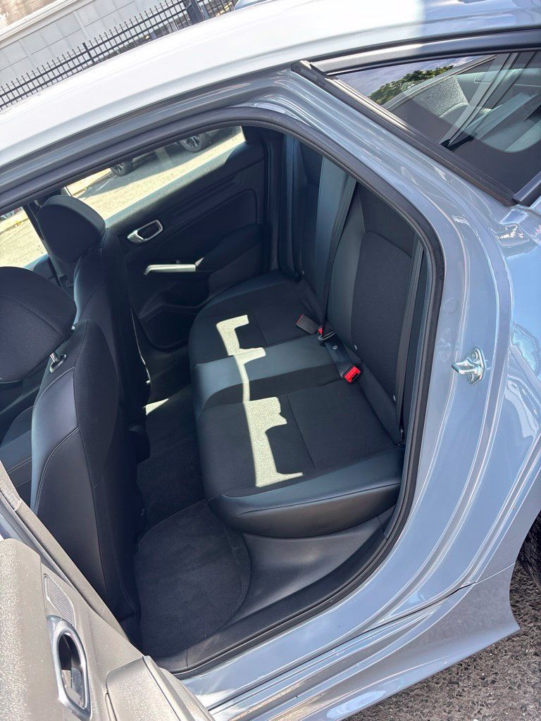 Used 2024 Honda Civic Sport image 18
