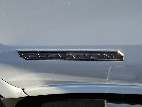 Used 2025 GMC Sierra 1500 Elevation w/ Preferred Package image 15