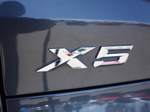 Used 2021 BMW X5 sDrive40i w/ M Sport Package RWD image 29