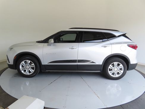 Used 2022 Chevrolet Blazer LT w/ Sound & Technology Package FWD image 7