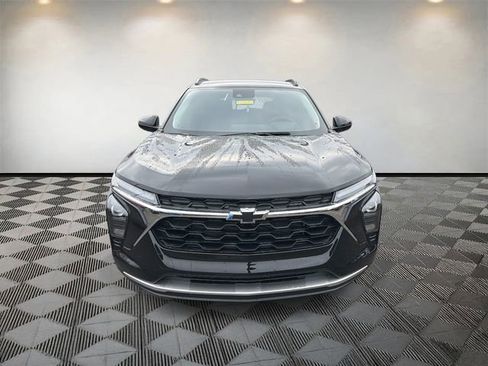 New 2026 Chevrolet Trax LT w/ Driver Confidence Package image 2