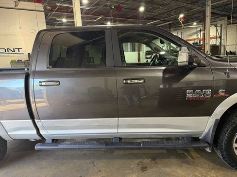 Used 2015 RAM 2500 Laramie AWD/4WD image 15