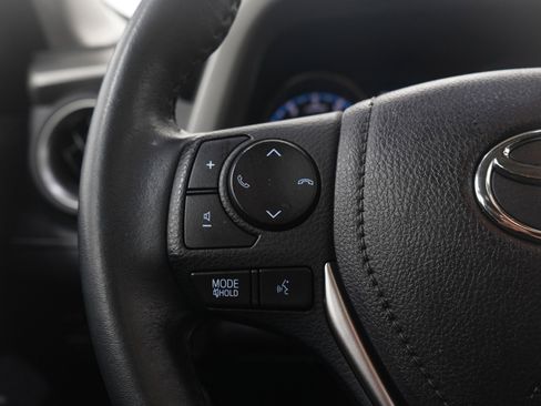 Used 2018 Toyota RAV4 XLE image 24