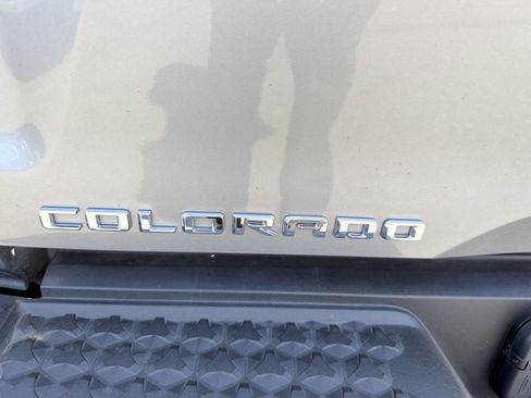 Used 2024 Chevrolet Colorado ZR2 w/ ZR2 Convenience Package III AWD/4WD image 46