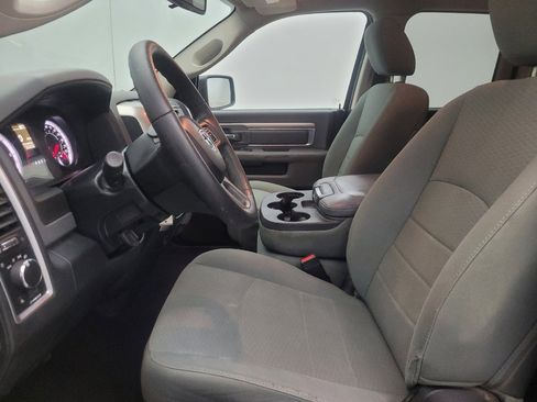 Used 2016 RAM 1500 Classic SLT image 17