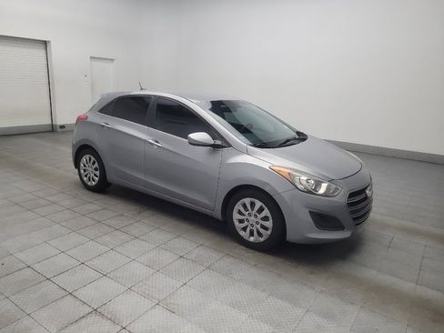 Used 2016 Hyundai Elantra GT FWD image 11