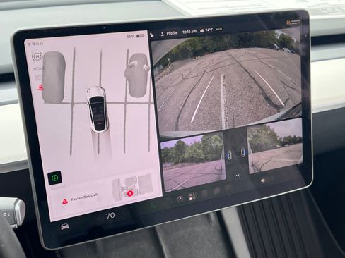 Used 2023 Tesla Model Y Long Range AWD/4WD image 23