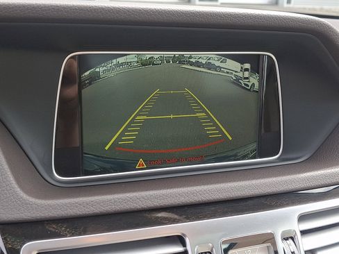Certified 2016 Mercedes-Benz E 350 4MATIC Sedan image 18