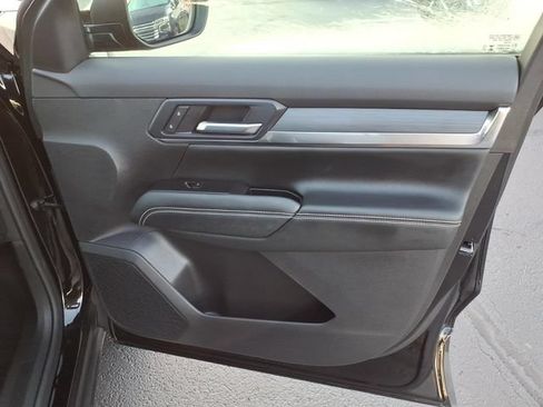 Used 2025 GMC Terrain Elevation w/ Elevation Premium Package AWD/4WD image 26