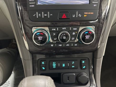 Used 2017 Buick Enclave Premium image 42