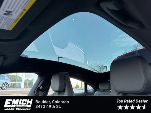 Used 2024 Audi e-tron GT Premium Plus w/ Performance Package image 24