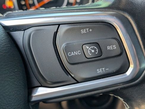 Used 2020 Jeep Wrangler Unlimited Sahara AWD/4WD image 47